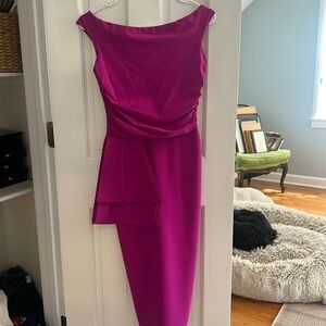 Beautiful never worn pink Chiara Boni dress. Made in Italy.